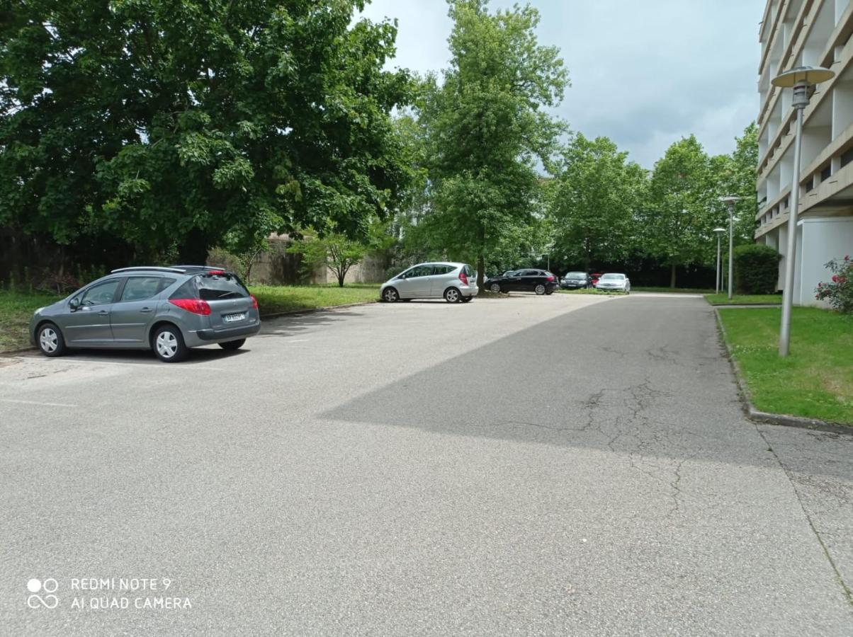 Apartment La Roseraie Parking Prive